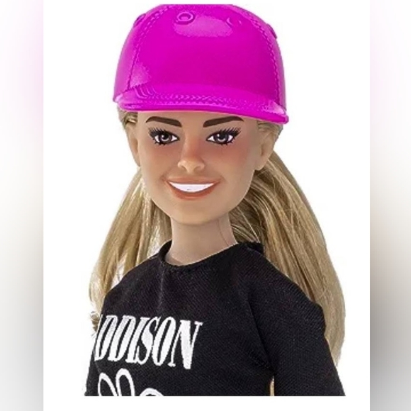 Addison Rae Doll Fashion Accessory Pack- Comfy, Clothing and Accessories - Picture 6 of 6